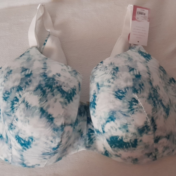 Cacique... Invisible Backsmoother Lightly Lined Balconette Bra, 40H - Picture 5 of 11